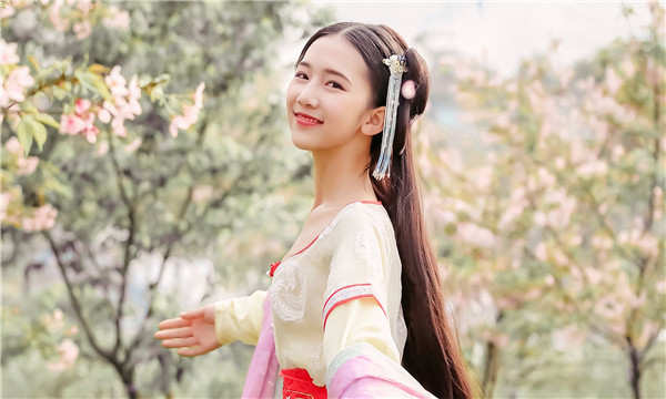 库伦三代试管包成功价格表：助你圆梦婴儿的真实成本